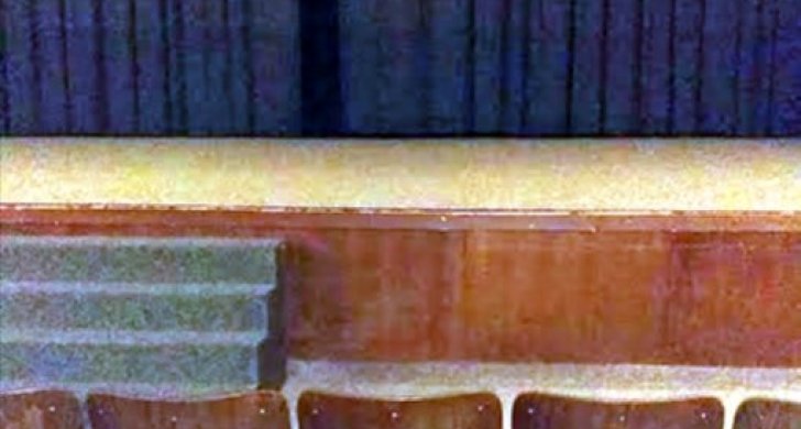 sal kina.jpg